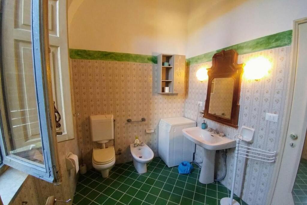 Cozy Apartment In Palazzo Malaspina Piacenza Ngoại thất bức ảnh
